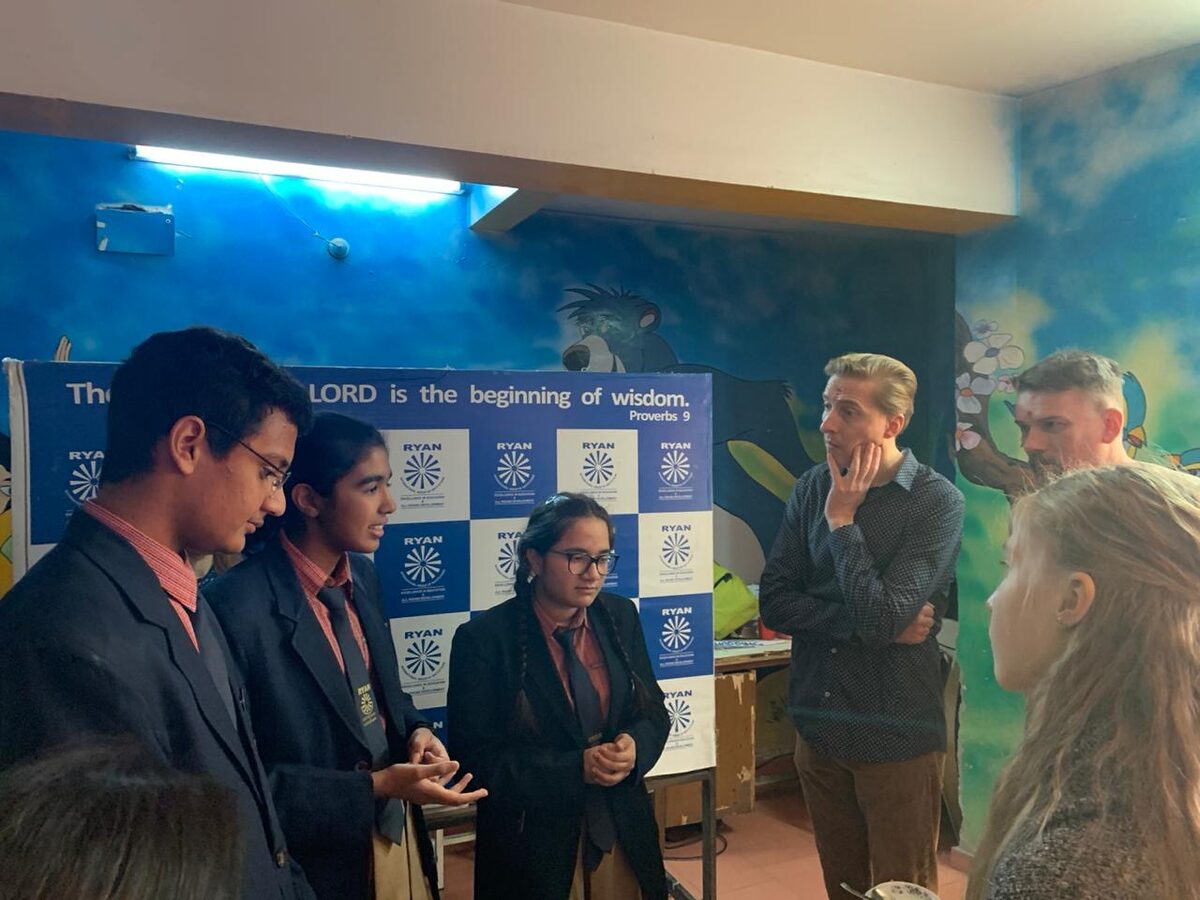 Presenting Atal Tinkering Lab exhibition to foreign delegates